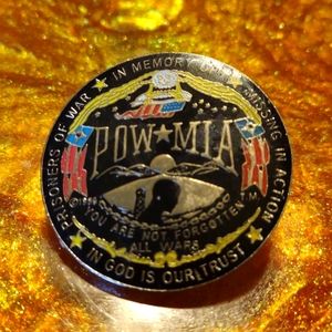 RARE Hard to Find Pow Mia Vintage Pinback